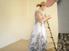 Madura rubia en bodypaint