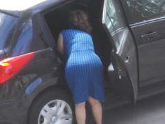 Thick Latina GILF Neighbor