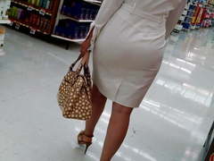 HOT MATURE MILF WHITE DRESS 1