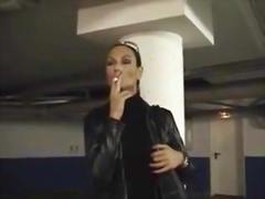 Leather Domina basement rendezvous