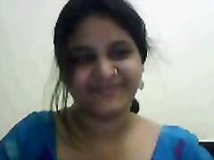 longest Indian couple kissing sex scene have an added dimension of contrast in Indian couple kissing